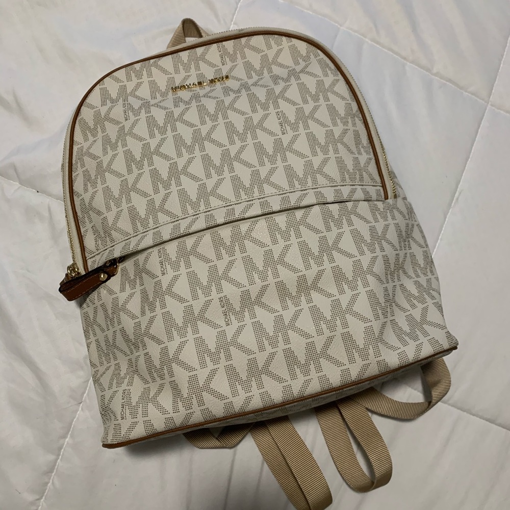 MICHAEL KORS BACKPACK